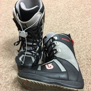 burton tribute snowboard boots